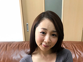 素人なのにディルドオナニーで激しく感じちゃう一般人娘8　サンプル画像03